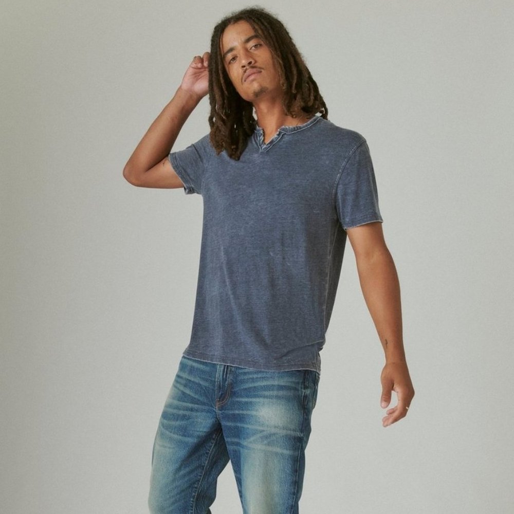NWT Lucky Brand Mens Vbo Notch Neck Shirt in American Navy
